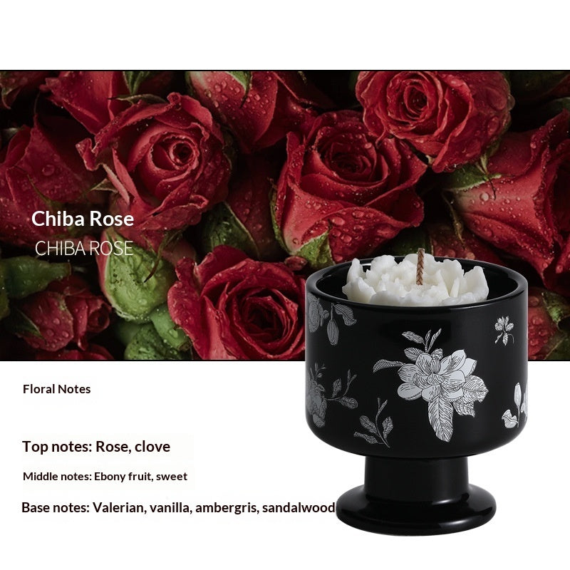 Camellia-scented Candle In A Stem Glass For A Premium, Sophisticated Vibe